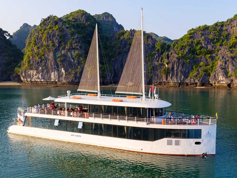 Jade Sails Cruise - Halong Bay Day Tour - Visit: Halong Bay & Lan Ha Bay (7-Hours Cruise)