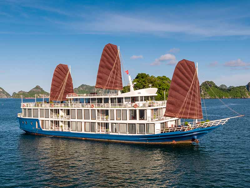 Verdure Lotus Classic Cruise - Halong Bay & Lan Ha Bay - 2 Days 1 Night 