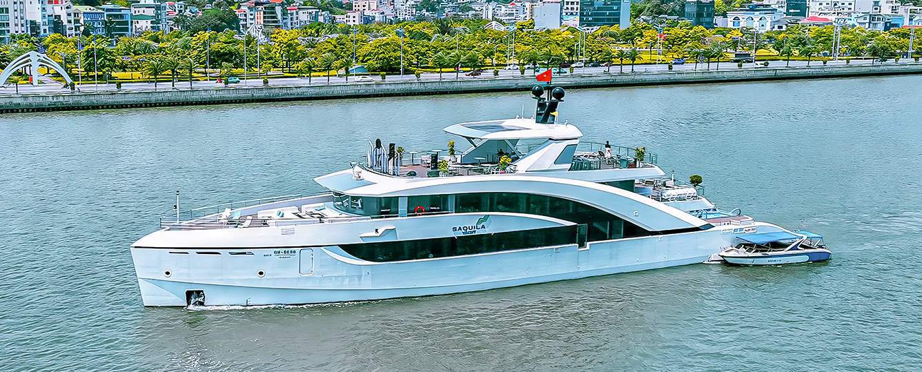 Saquila Yacht - Halong Bay - 1 Day Tour